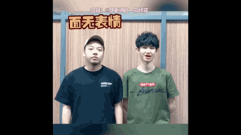 拘一格的风