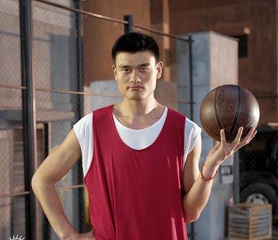 手李明